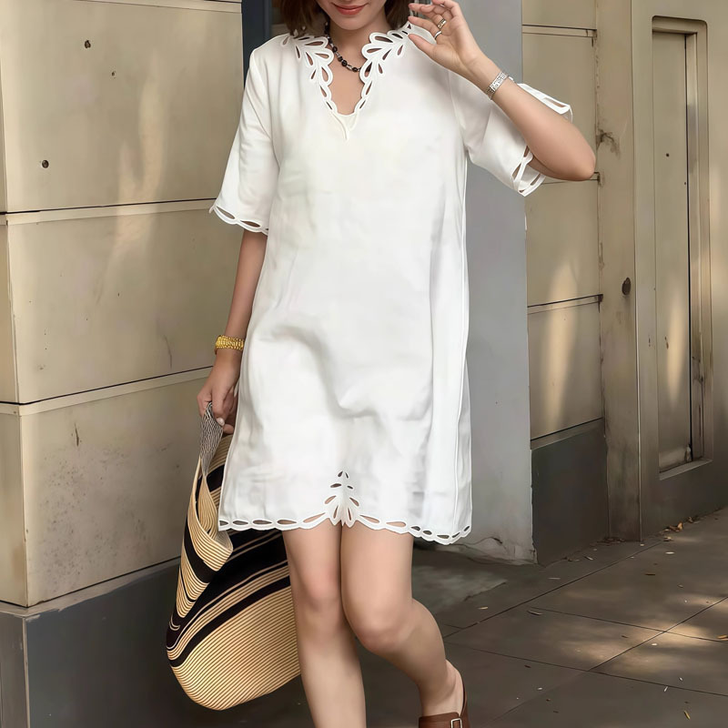 轻奢高级感简约亚麻白色V领连衣裙女2025新款设计感镂空洋气裙子|undefined