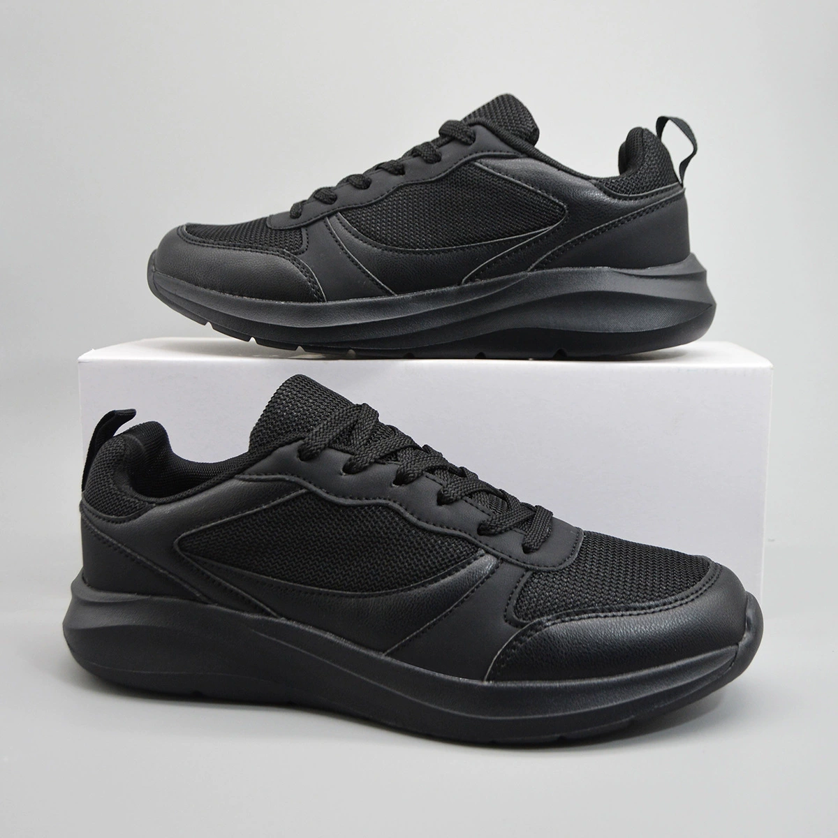 Новая обувь мужская осенняя мода спортивная обувь мягкая подошва легкая беговая обувь дикая повседневная обувь трансграничная мужская обувь