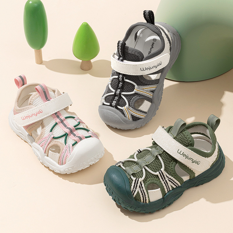 2025 New Baby Toddler Shoes for Boys and Girls Summer Soft-Soled Non-Slip Baby Shoes for Small and Medium-Sized Children Mesh Breathable Sandals