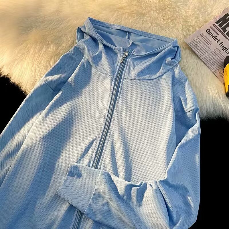 En verano, la misma ropa de protección solar para hombres y mujeres, ropa de protección solar transpirable de seda de hielo, camisa de cardigan de manga larga, salida de chaqueta para parejas