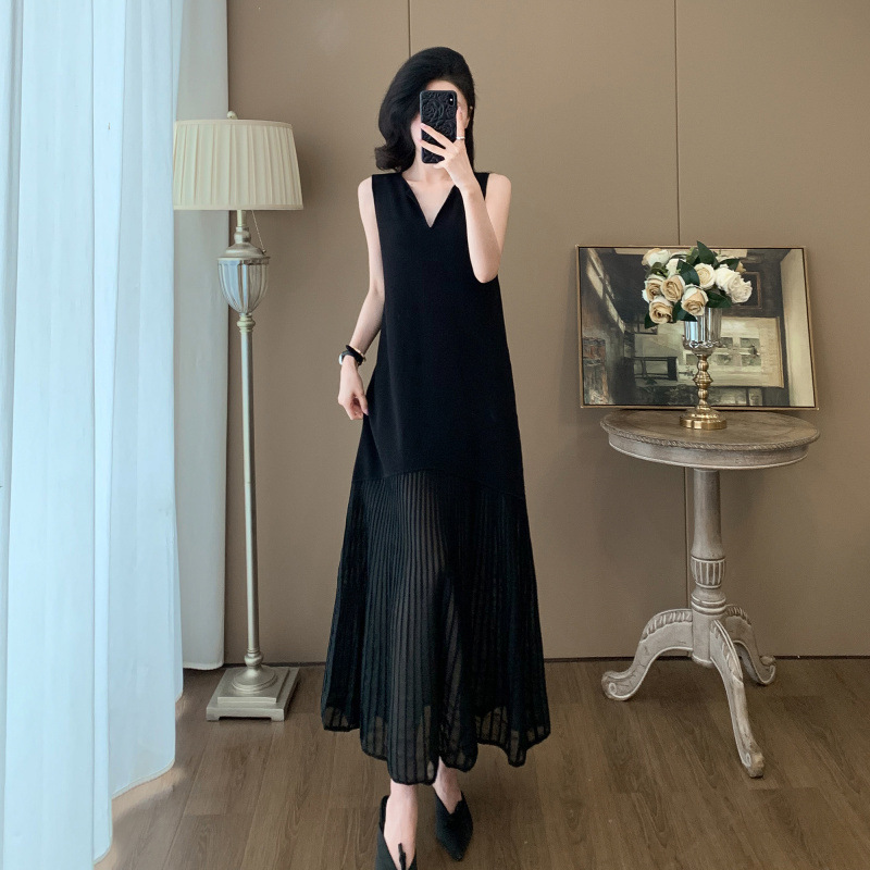 Black Fashion Dress 2026 High-End Korean Style Simple Fishtail Pleated Skirt Simple Summer Wear Long Skirt for Women