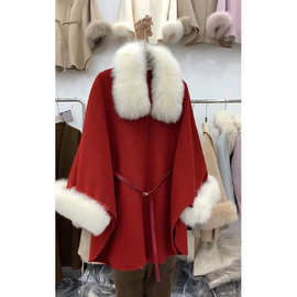 高级感时尚红色斗篷毛呢外套2023秋冬新款圣诞新年战袍呢子大衣女