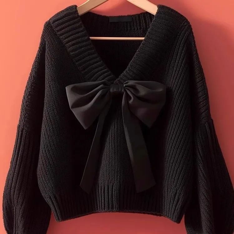 2025年新款超好看时尚显瘦上衣黑色蝴蝶结针织毛衣慵懒感秋装女款