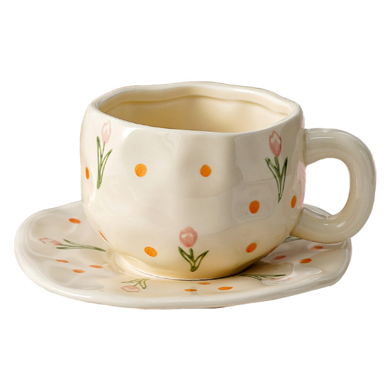 Hermoso conjunto de tazas de café y platos Regalos comerciales Irregulares tazas de desayuno transfronterizas de cerámica Pastoral pintada a mano esmaltada