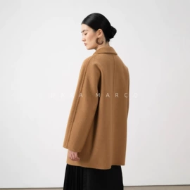 女式毛呢外套;休闲裤;女式羊绒外套