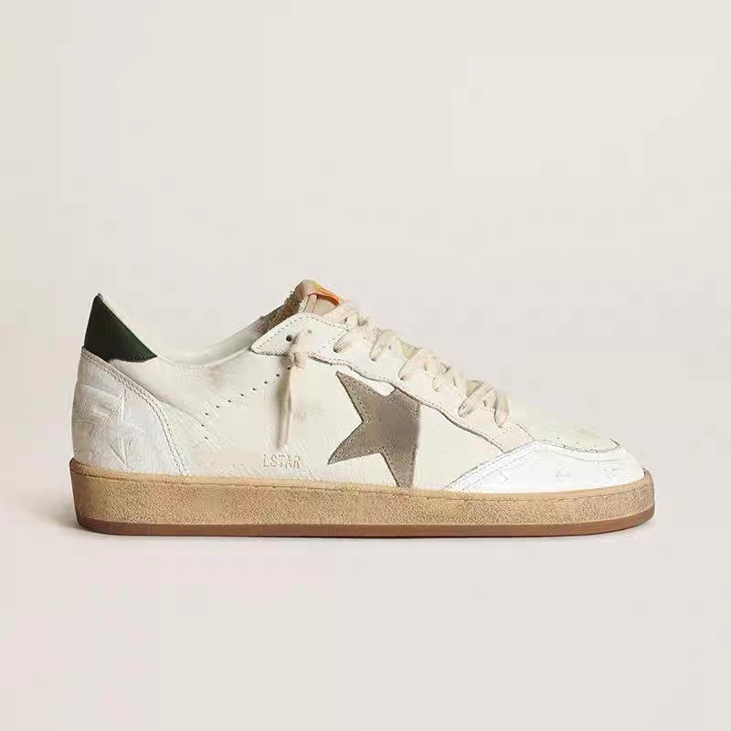 Coreano 2026 cuero hecho viejos zapatos sucios pareja zapatos de estrellas sucios zapatos casuales de moda de skate zapatos blancos pequeños