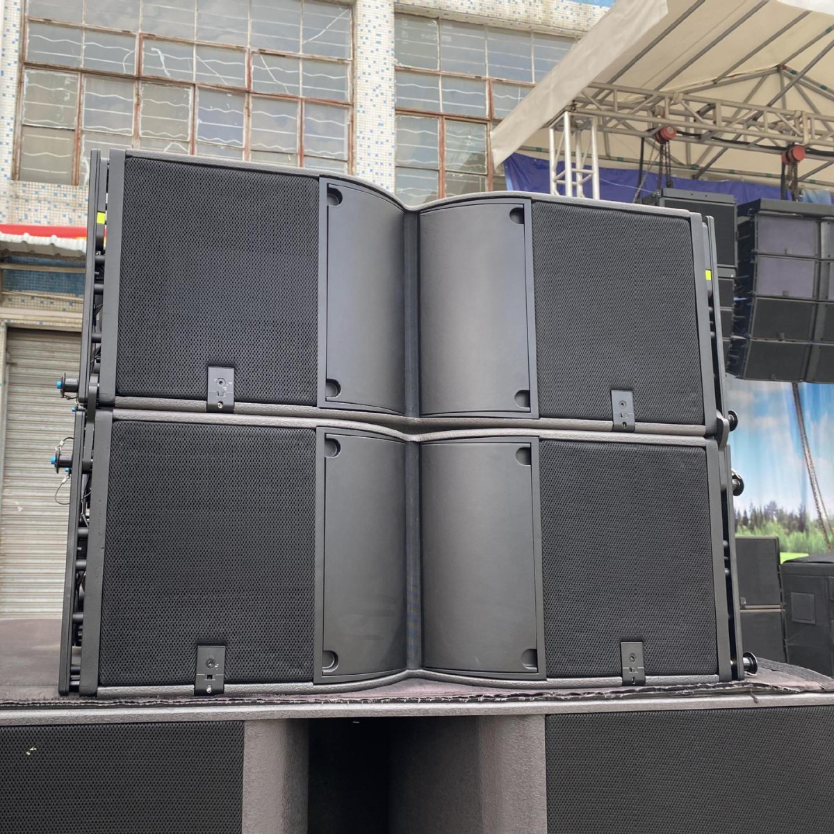 K3 doble de 12 pulgadas de dos frecuencias altavoz de matriz de línea profesional cuadrado fuera del sitio altavoz equipo de rendimiento de etapa de audio traje