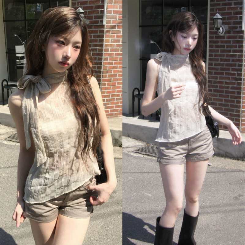 In Stock Korean Ins Retro Stand Collar Halter Neck Bow Tie Textured Pleated Plaid Sleeveless Shirt Vest