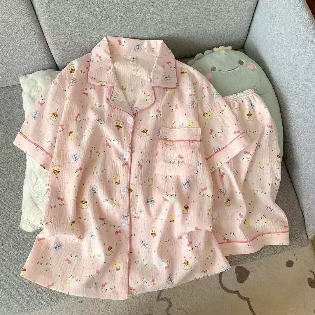 Cute punto de onda KT gato nubes pijamas de algodón mujer pantalones cortos de manga corta de verano coreano cuello de dibujos animados set de ropa para el hogar