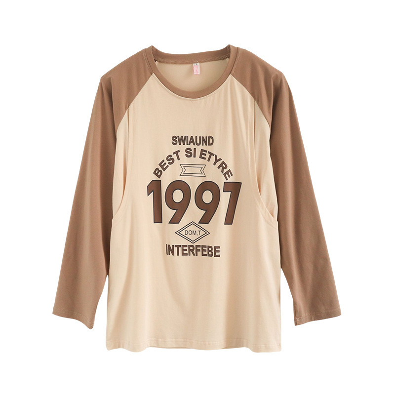 産後の授乳の上着は長袖のtシャツに外出します。|undefined