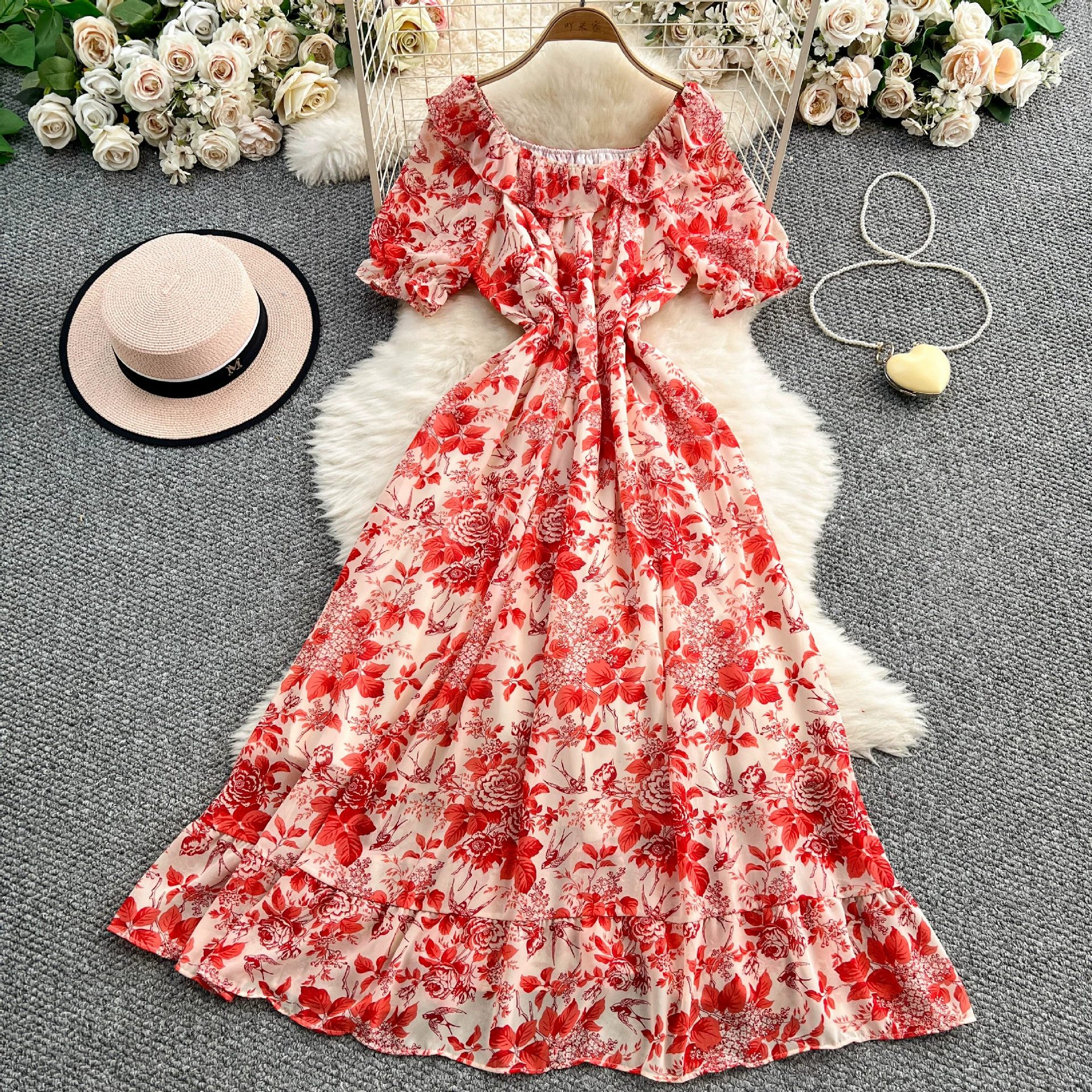 Французское пышное платье на одно плечо с короткими рукавами и рюшами для женщин, летняя новая длинная юбка с принтом для похудения талии