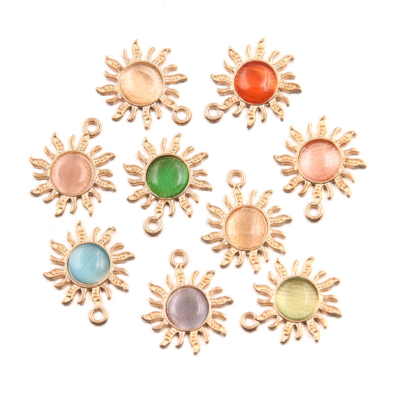 9 color 18 * 21mm DIY creative resin sunflower inlaid color patch pendant explosion handmade accessories 9 color 18 * 21mm DIY creative resin sunflower inlaid color patch pendant explosion handmade accessories