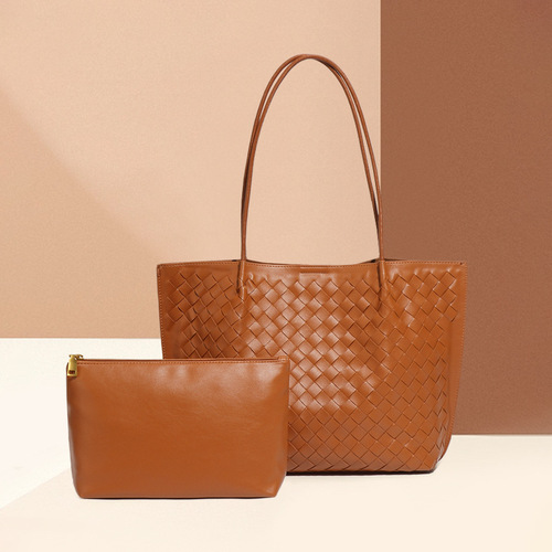 Fashionable Minimalist Large Capacity Hand-woven Tote Bag New Leisure Texture Versatile Commute Shoulder Bag for Women