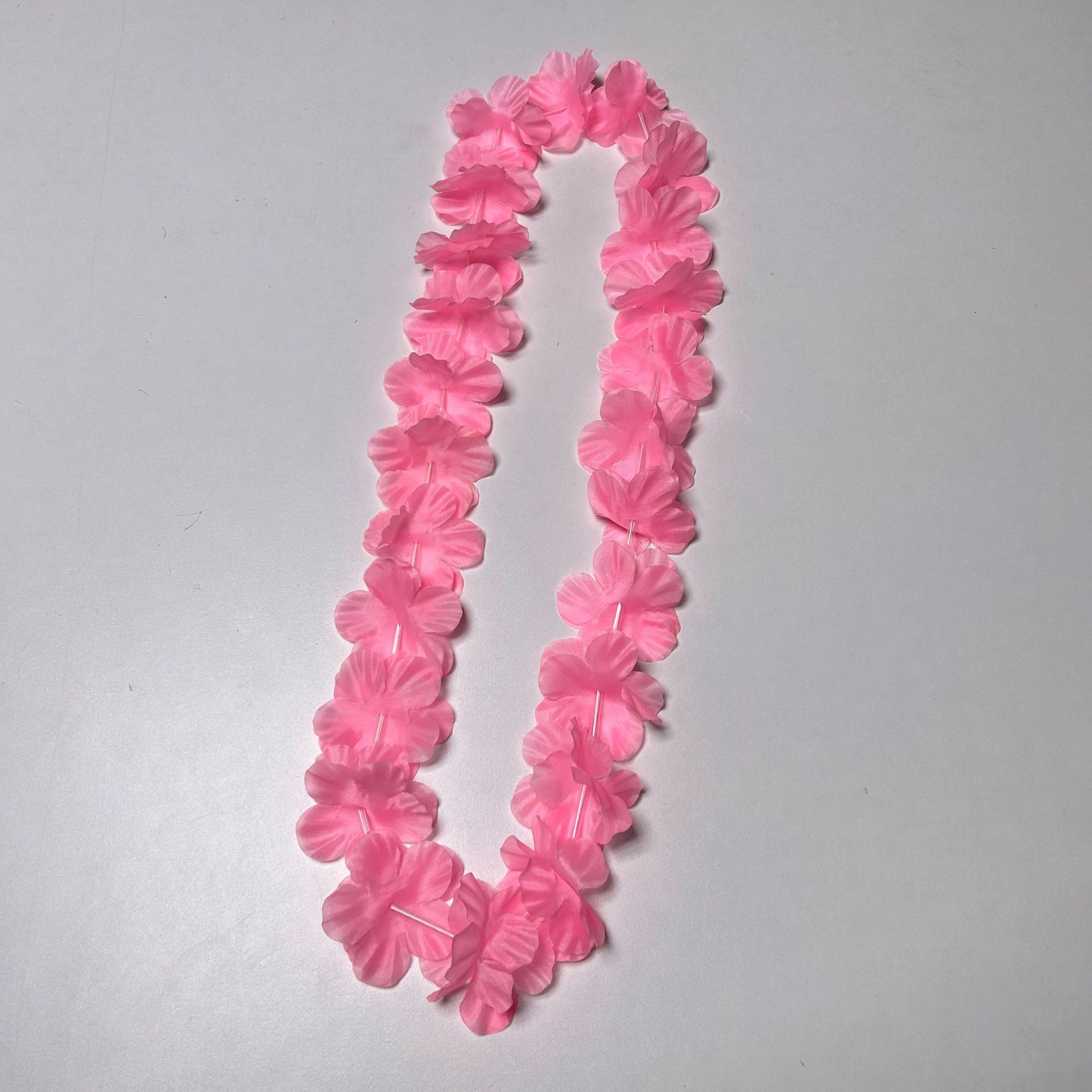 Transfronterizo hawaiano colorido 24 pétalos de 6 cm ceremonia de graduación espectáculo de guirlandas de poliéster fabricantes