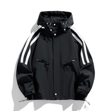 跨境新款冲锋衣男潮牌春秋季新款工装夹克宽松青少年休闲帅气潮流