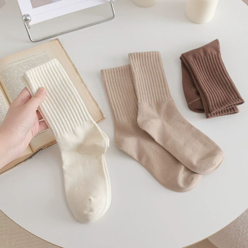 Thin Japanese summer knee socks for leisure, absorbs sweat and smell, mid-length, wholesale