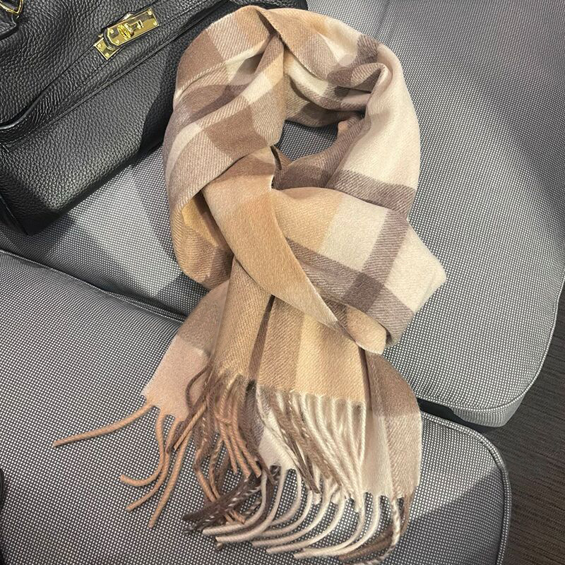 Plaid scarf women's winter shawl autumn and winter cashmere tassel Europe and the United States double-sided thick scarf wholesale