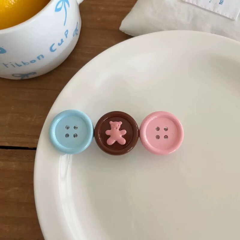 可爱撞色纽扣小熊发夹少女百搭鸭嘴夹碎发刘海夹创意边夹发卡发饰|undefined