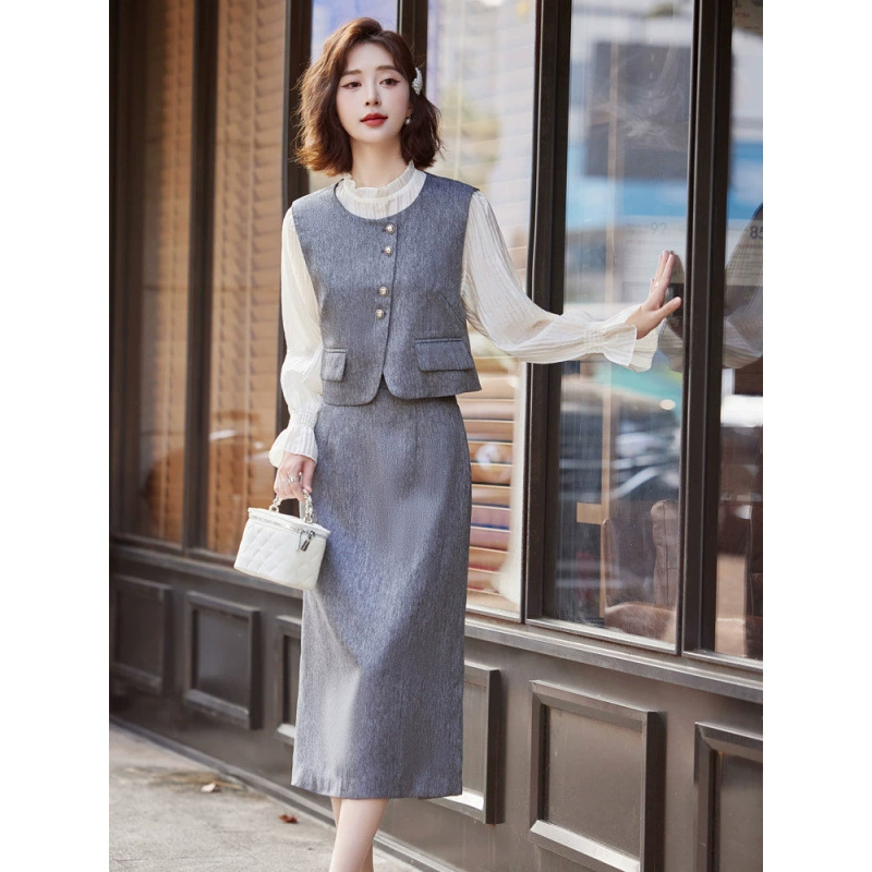 Модный набор осенний новый женский темперамент с круглым вырезом повседневная футболка жилет юбка юбка из трех частей W5560