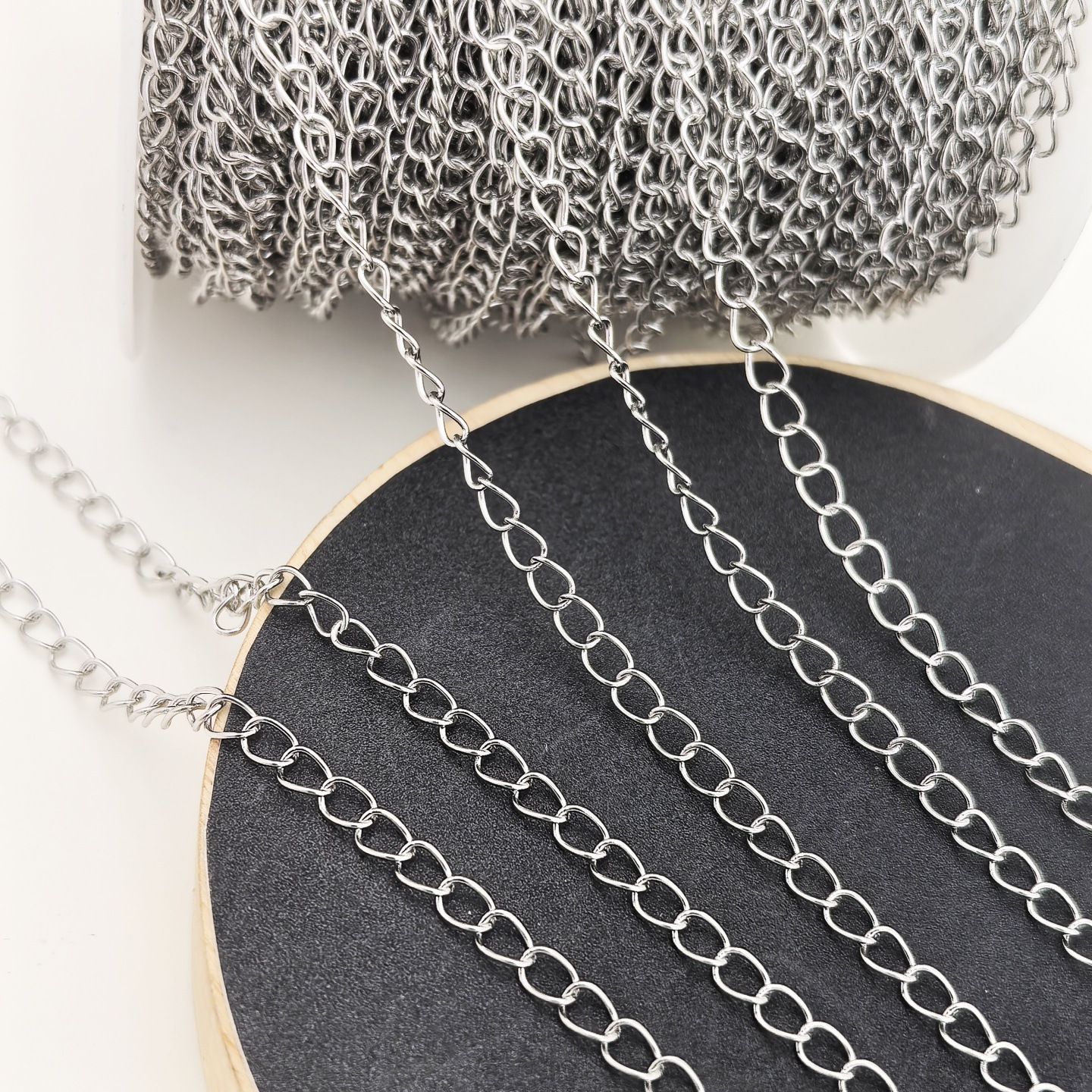 304ステンレス角線十字o型唇チタン鋼チェーンdiyネックレスブレスレット眼鏡鎖飾り卸売り