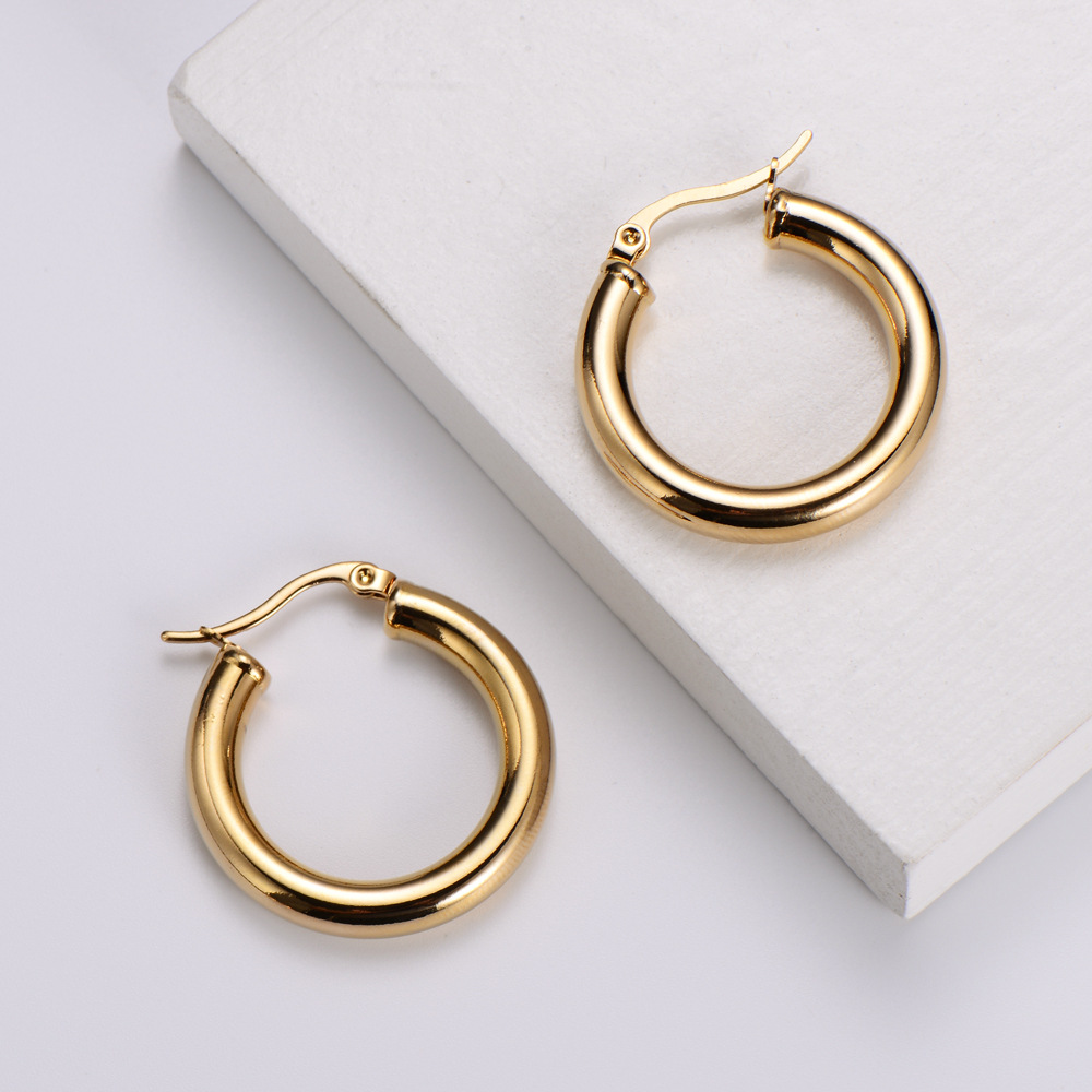 Simple Style Geometric Polishing Stainless Steel No Inlaid 18K Gold Plated Earrings display picture 2