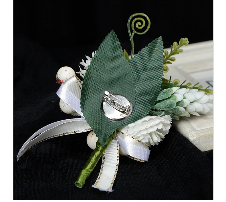 Western-style Wedding Supplies Bride And Groom Simulation Corsage Brooch display picture 4