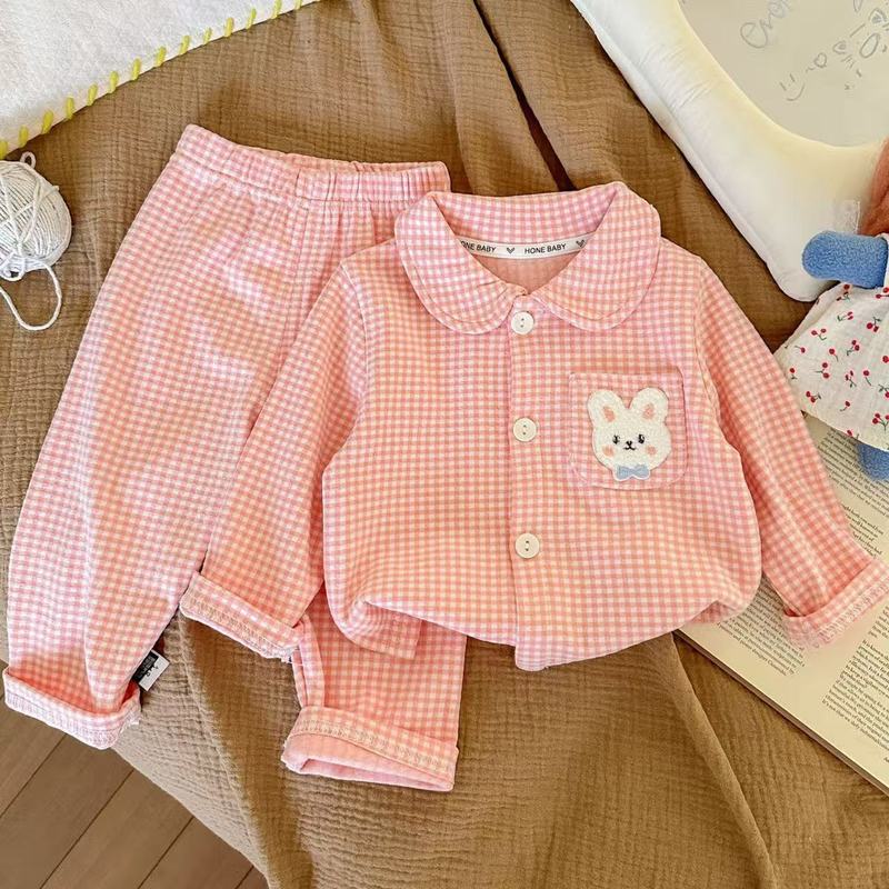 儿童家居服睡衣套装新款德绒长袖卡通格子睡衣男女宝宝翻领春秋装|undefined