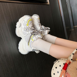 �W��վ����W��r�������\���ϵ�ЬŮ2026�����¿�ٴ��p�����eЬ