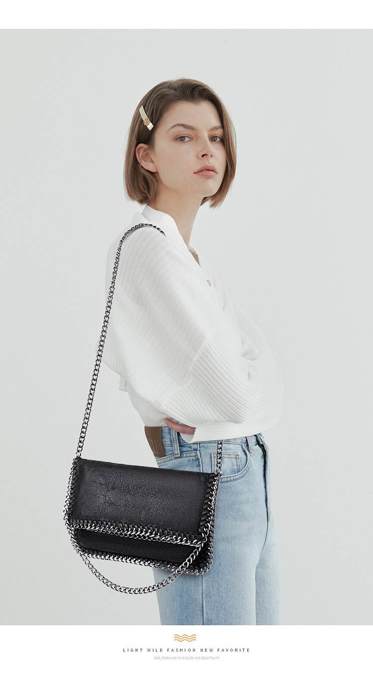 Chain Fashion Element Unisex Small Velvet Solid Color Elegant Streetwear Chain Square Magnetic Buckle Straw Bag