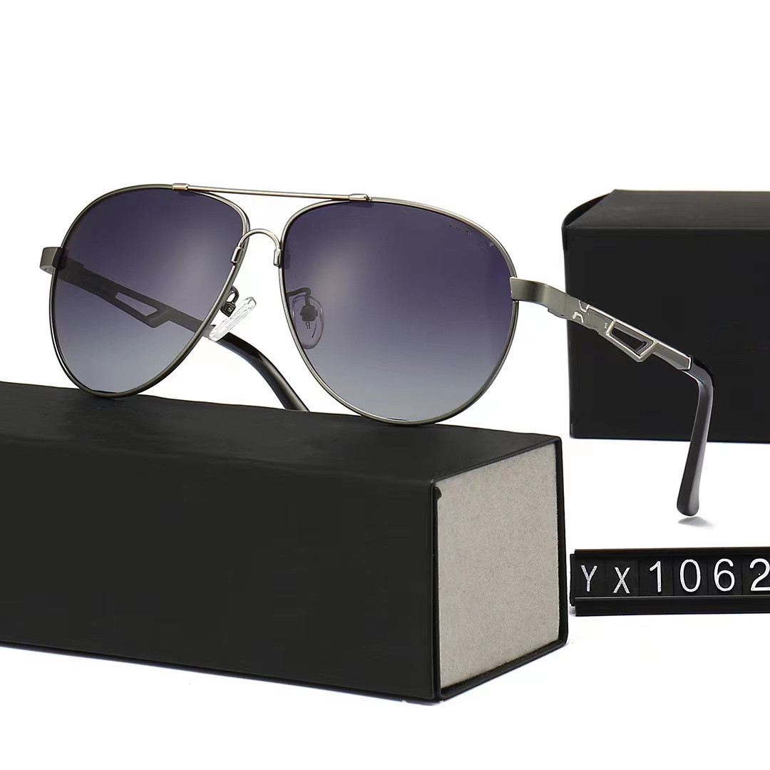 1062 Gun frame black gray film