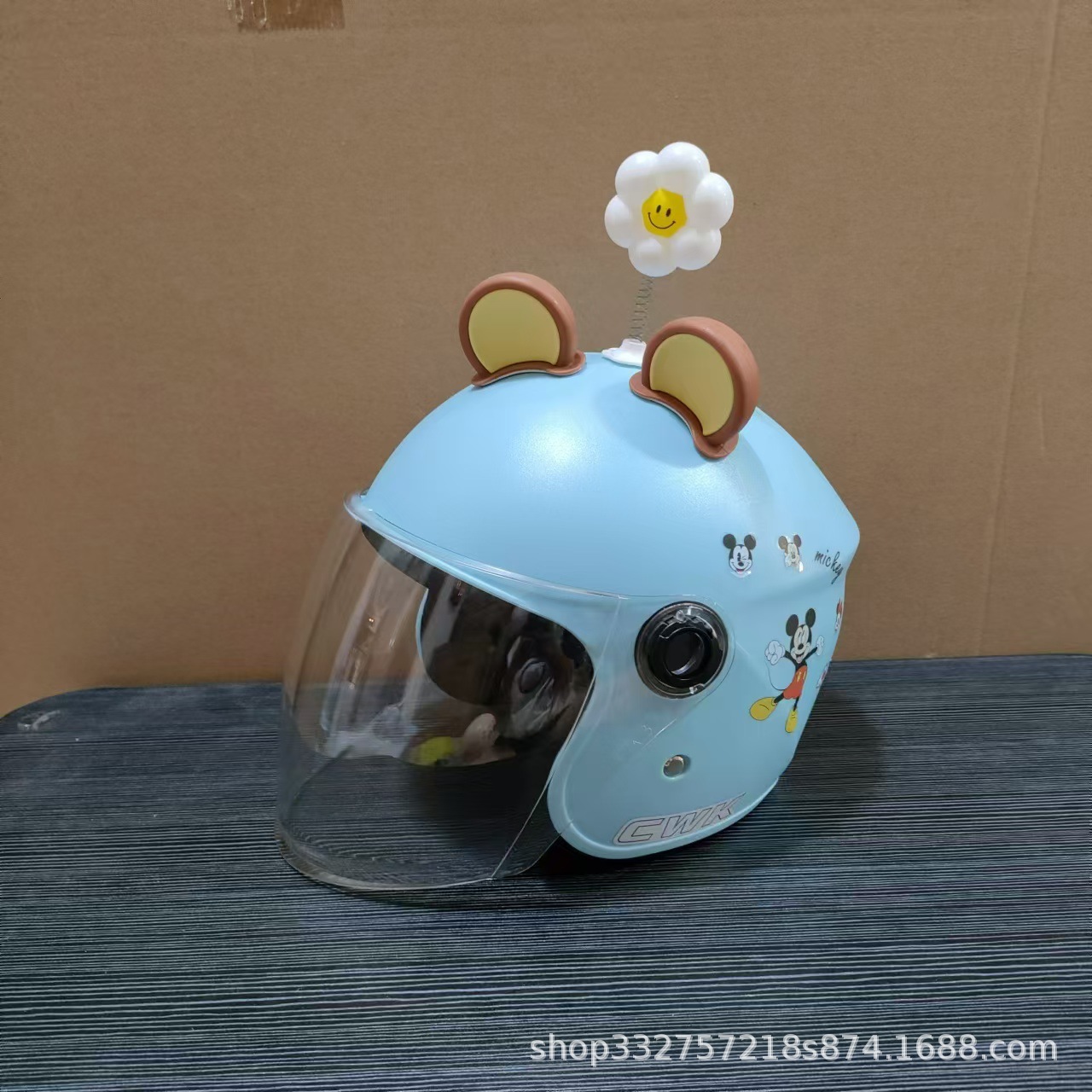 블루 미키 마우스 + 투명 긴 거울 + 갈색과 노란색 곰 귀 + 작은 꽃