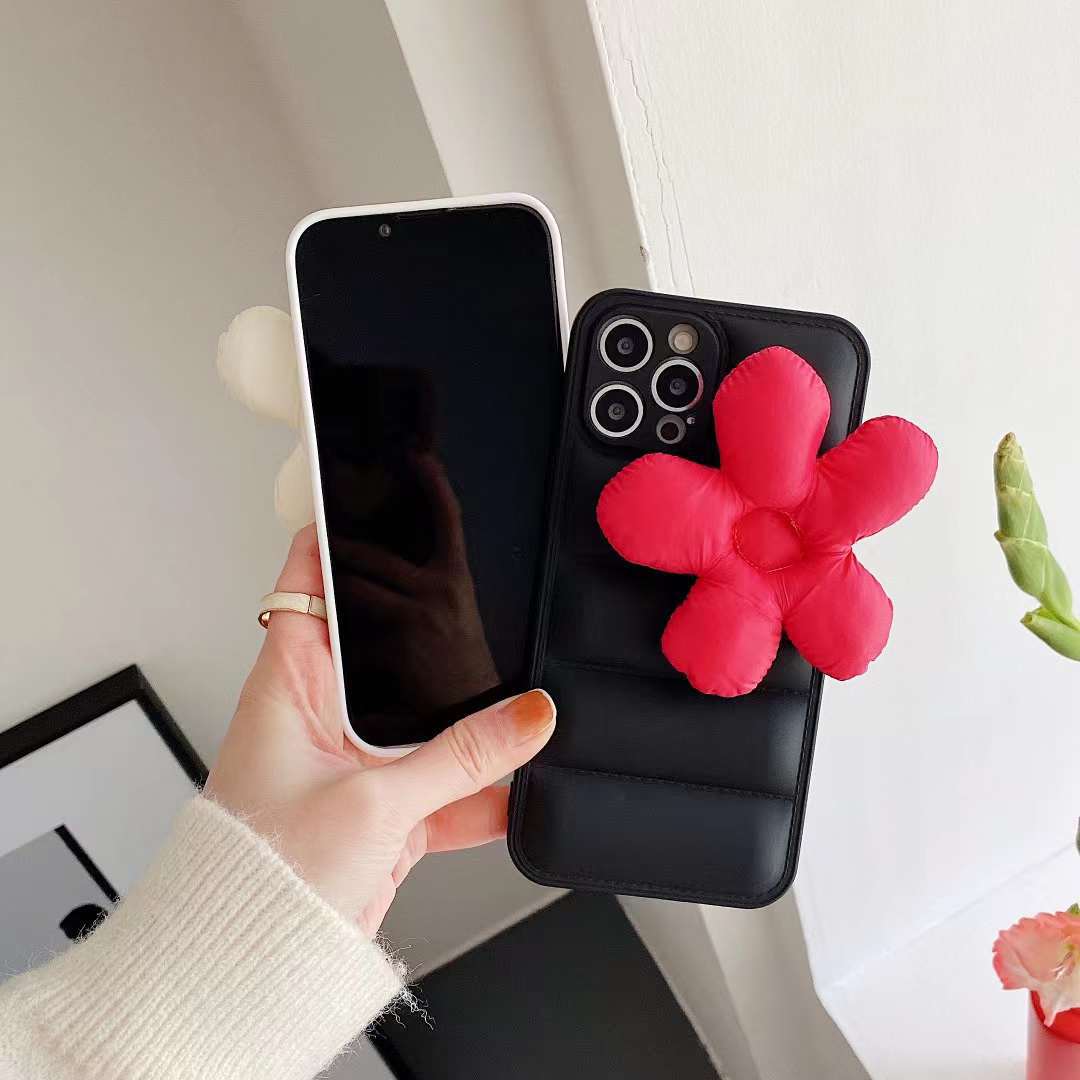 Chaqueta de plumón de color sólido simple flor tridimensional adecuada para iPhone 16ProMax funda para teléfono móvil 13 Apple 14 hombres y mujeres 15