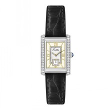 Ԋ�ߵϕr�����ֱ�Ů���|Ƥ�펧���Է���Ƥ�����Ůʿ�ֱ�Ů