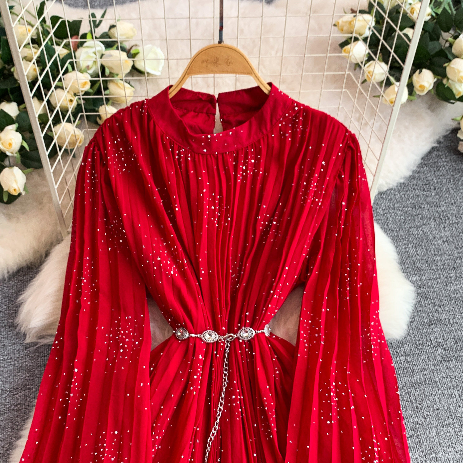 Women's French Style Light Luxury Sparkly Rhinestone round Neck Long Sleeve Dress Summer Slimming Pleated Long Skirt_ecoleips.com
