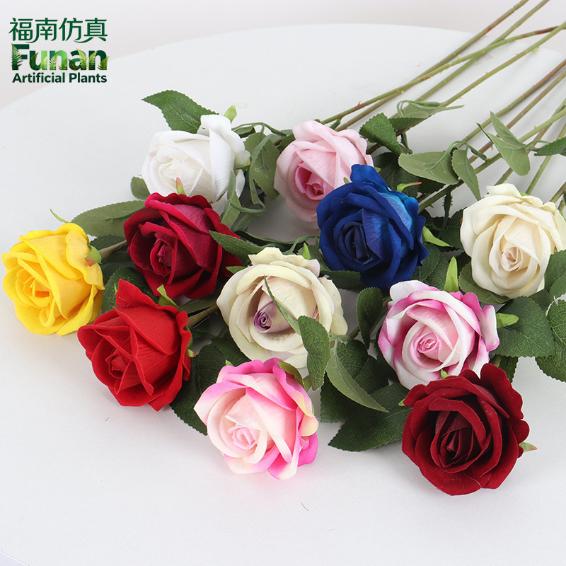 Simulación franela rosa Día de San Valentín chino Decoración de bodas en el hogar Flor falsa Flor rosa Pared Cascada Flor artificial