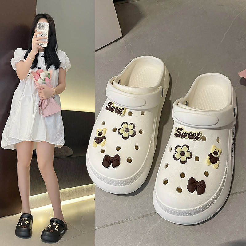 Women's Summer Outer Wear Non-slip 2024 Hole Shoes New Style Ins Fashionable Internet Famous Thick Bottom Beach Baotou Sandals Half Slippers