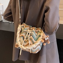 �����ׁ�����СˮͰ��Ů2025�¿������L����С���߼��о���б���