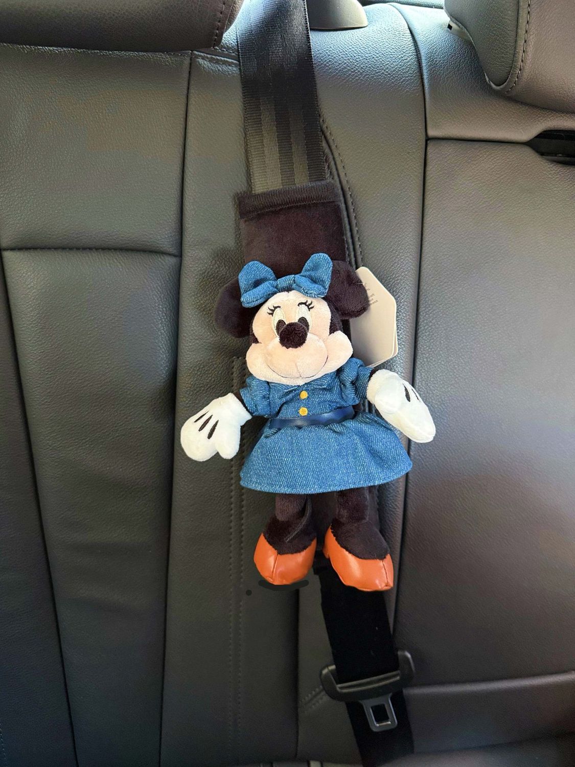 Mickey and Minnie car seatbelt shoulder pad, car interior seatbelt protector, anti-abrasion