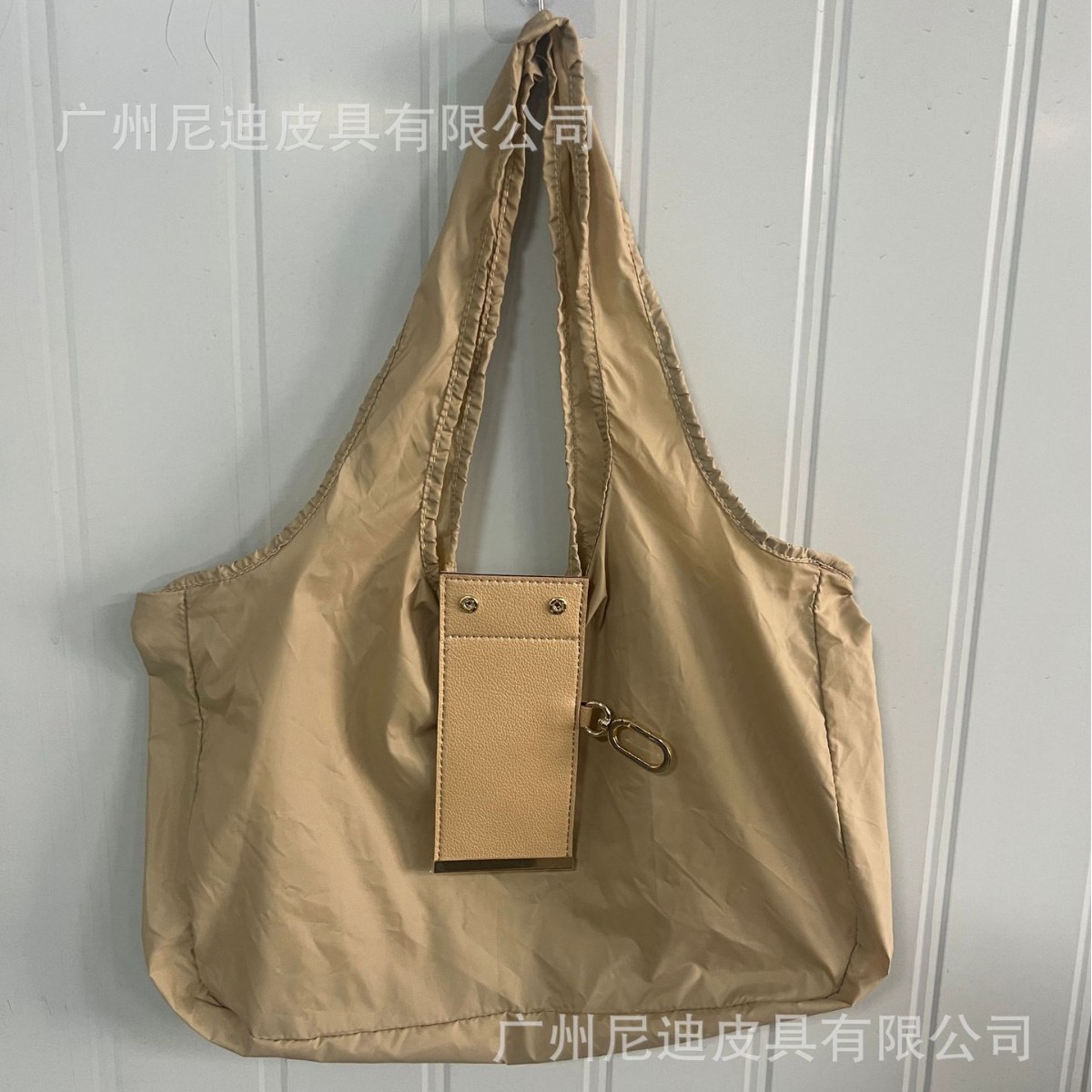 2026 Amazon New Women's Leather Key Bag Simple Pendant Storage Bag Multifunctional Convenient Fashion Handbag
