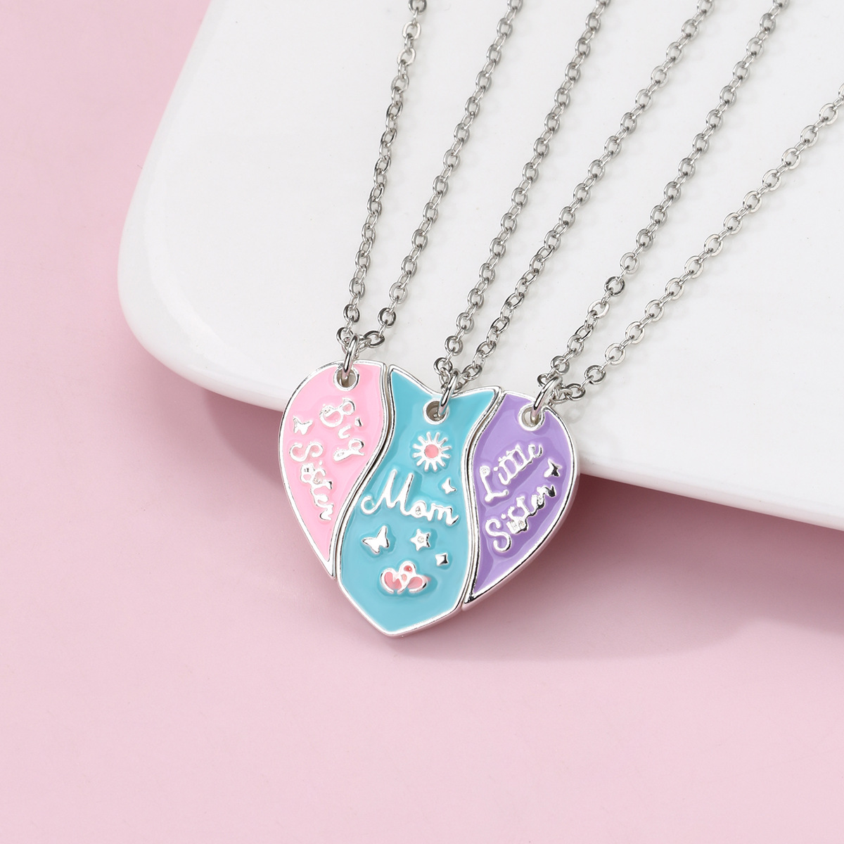 Simple Style Letter Heart Shape Alloy Enamel Unisex Pendant Necklace display picture 7