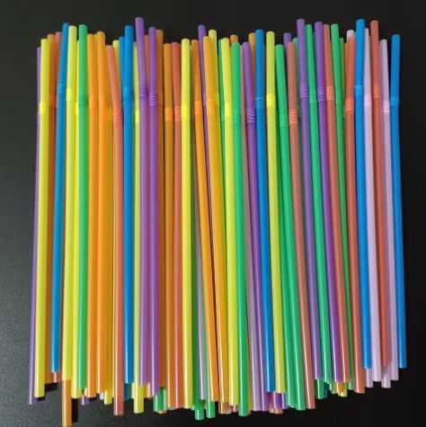 Transfronterizo de grado alimenticio desechable multicolor codo color serie jugo leche té plástico paja Plasticstraw