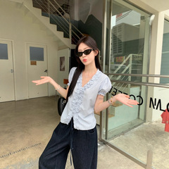 美式复古设计感蓝色边条纹泡泡袖衬衫女夏季修身显瘦减龄短款上衣