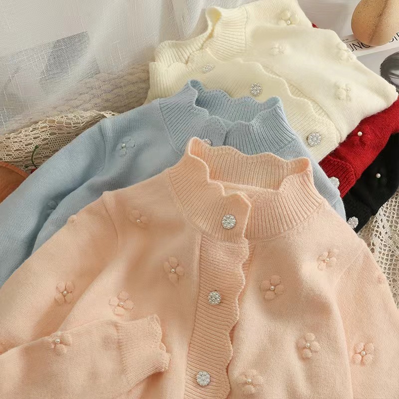 A new Japanese school-style, stylish and youthful knitted cardigan with a three-dimensional beaded floral sweater coat for women in the autumn of 2022 pic 47