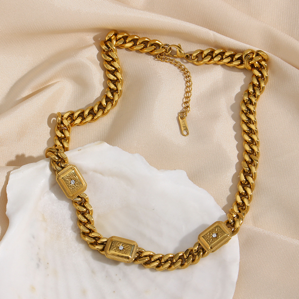 Fashion Stainless Steel Thick Straps Ornament Retro Detail Pattern Zircon Three Pendant Chain Neckla