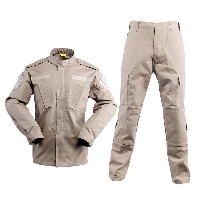 Trajes de camuflaje negros transfronterizos para hombres al aire libre tácticos trajes de entrenamiento resistentes al desgaste herramientas primavera y otoño fabricantes al por mayor