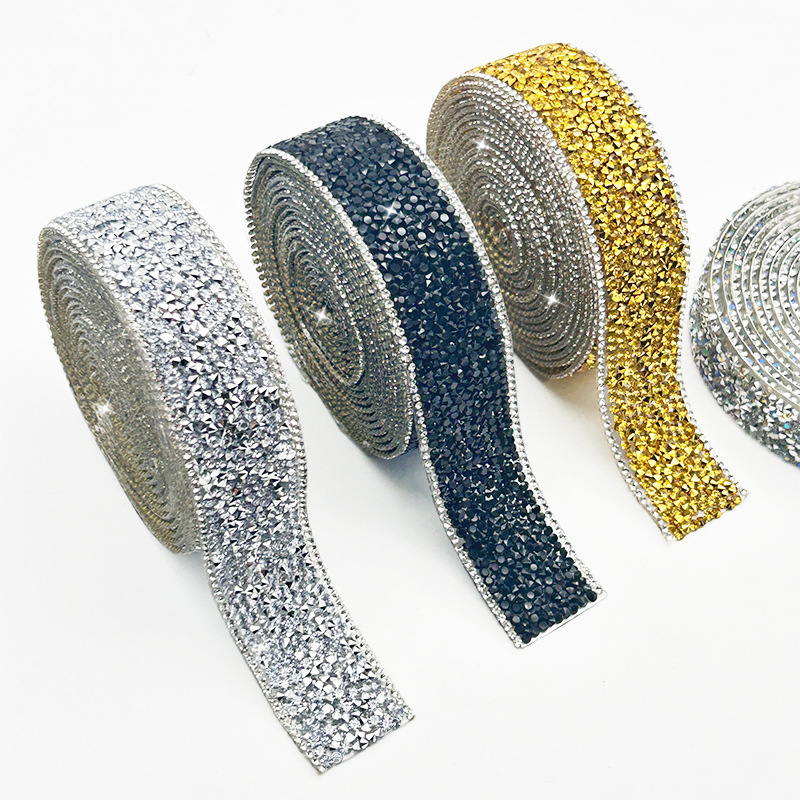 Accesorios de ropa de resina transfronteriza accesorios de encaje de diamante accesorios de joyería de diamante DIY caja de teléfono móvil barras de perforación autoadhesivas