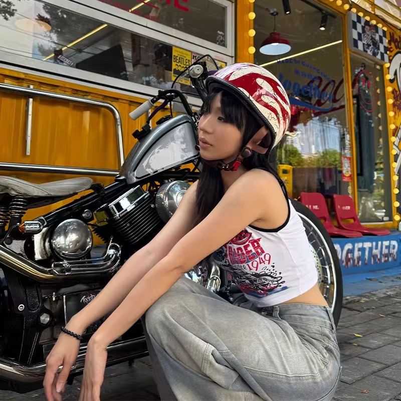 Retro Cool Flame Pattern Half Helmet Unisex Personalized Motorcycle Helmet Safe and Plaid Riding Essential