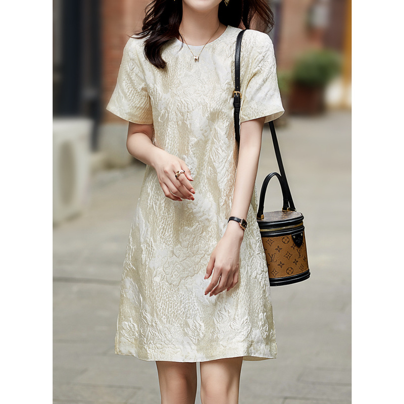 Light Luxury Three-Dimensional Embossed & Gold Thread Jacquard Silk Dress, 2026 Summer New Women's Mulberry Silk Dress
