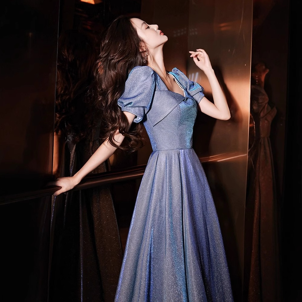 Azul vestido de noche de las mujeres banquete temperamento Socialite luz nicho de lujo de gama alta de alta gama sentido EXAMEN DE ARTE cielo estrellado anfitrión REUNIÓN ANUAL