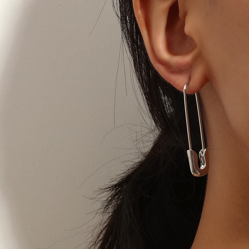 Großhandel Schmuck Pin Legierung Einfachen Stil Ohrringe Nihaojewelry display picture 1